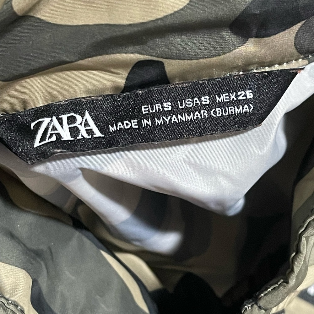 zara jackets & coats cropped camo hoodie backpac - Picture 4 of 13
